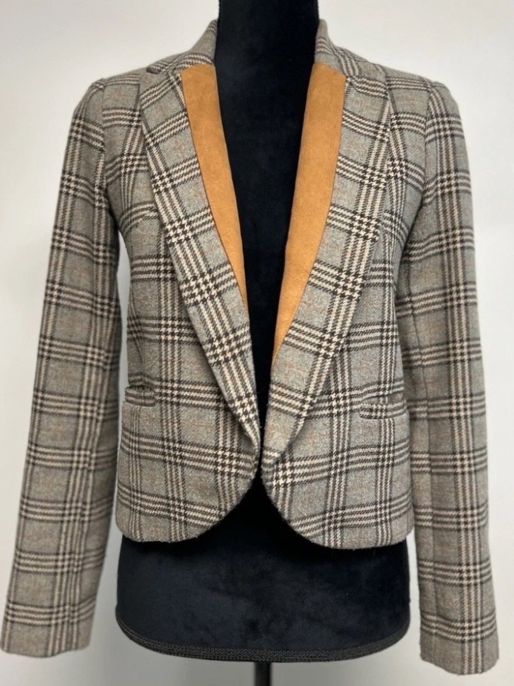 NWT- Willow & Clay Plaid Blazer with Camel Faux Lapel on Lapel